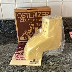 NIB Vintage 70’s Harvest Gold Osterizer Blender Icer Attachment Crusher